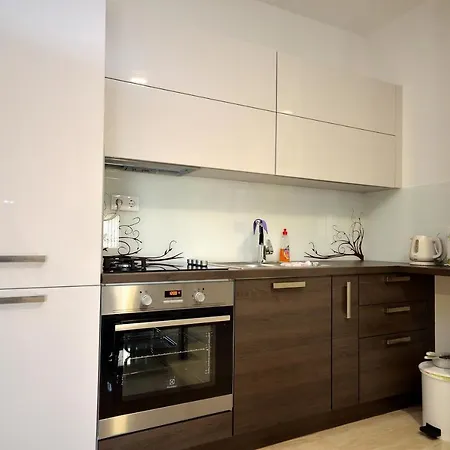 Tribunj 16884b * Tribalj