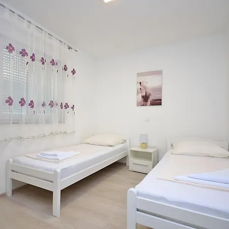 Apartamento Tribunj 16884b *